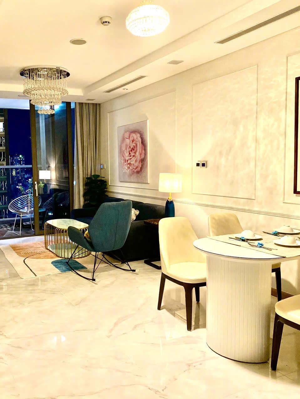 Vinhomes Central Park - 2 Bedrooms