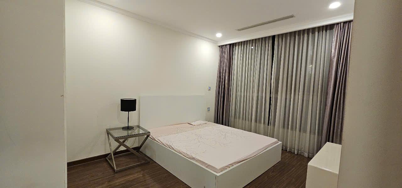 Vinhomes Central Park - 2 Bedrooms