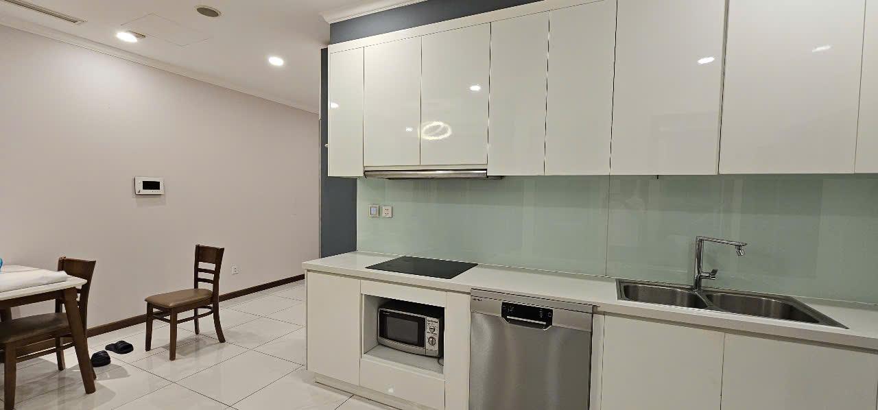 Vinhomes Central Park - 2 Bedrooms