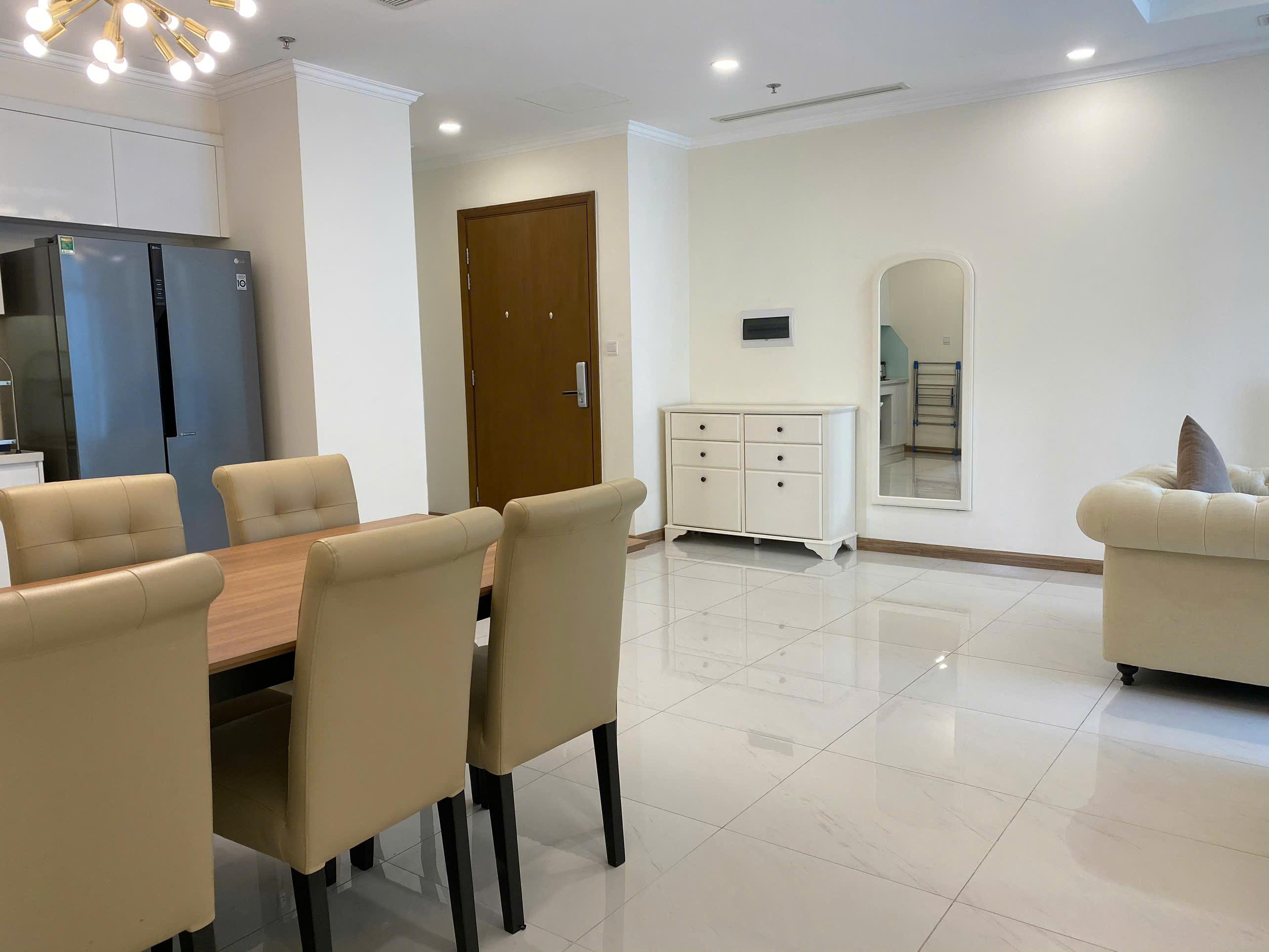 Vinhomes Central Park - 3 Bedrooms