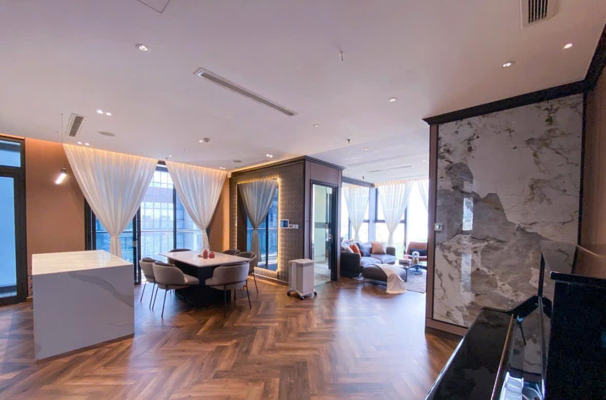 Vinhome Golden River - 3 Bedrooms