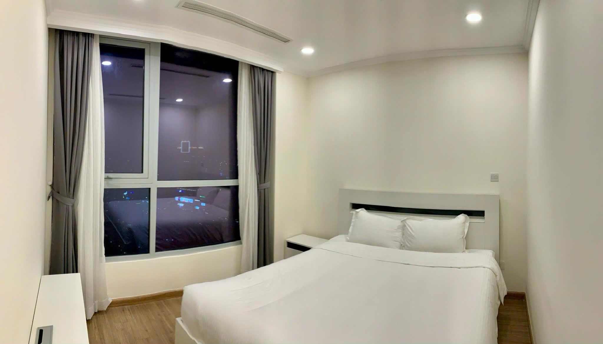 Vinhomes Central Park - 2 Bedrooms
