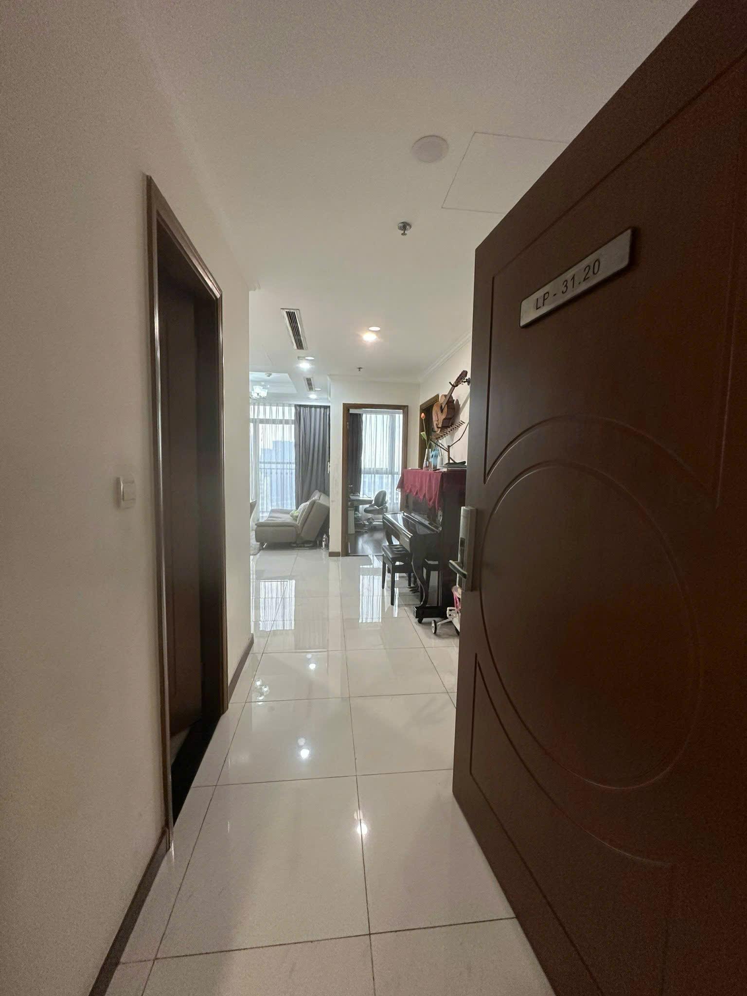 Vinhomes Central Park - 2 Bedrooms