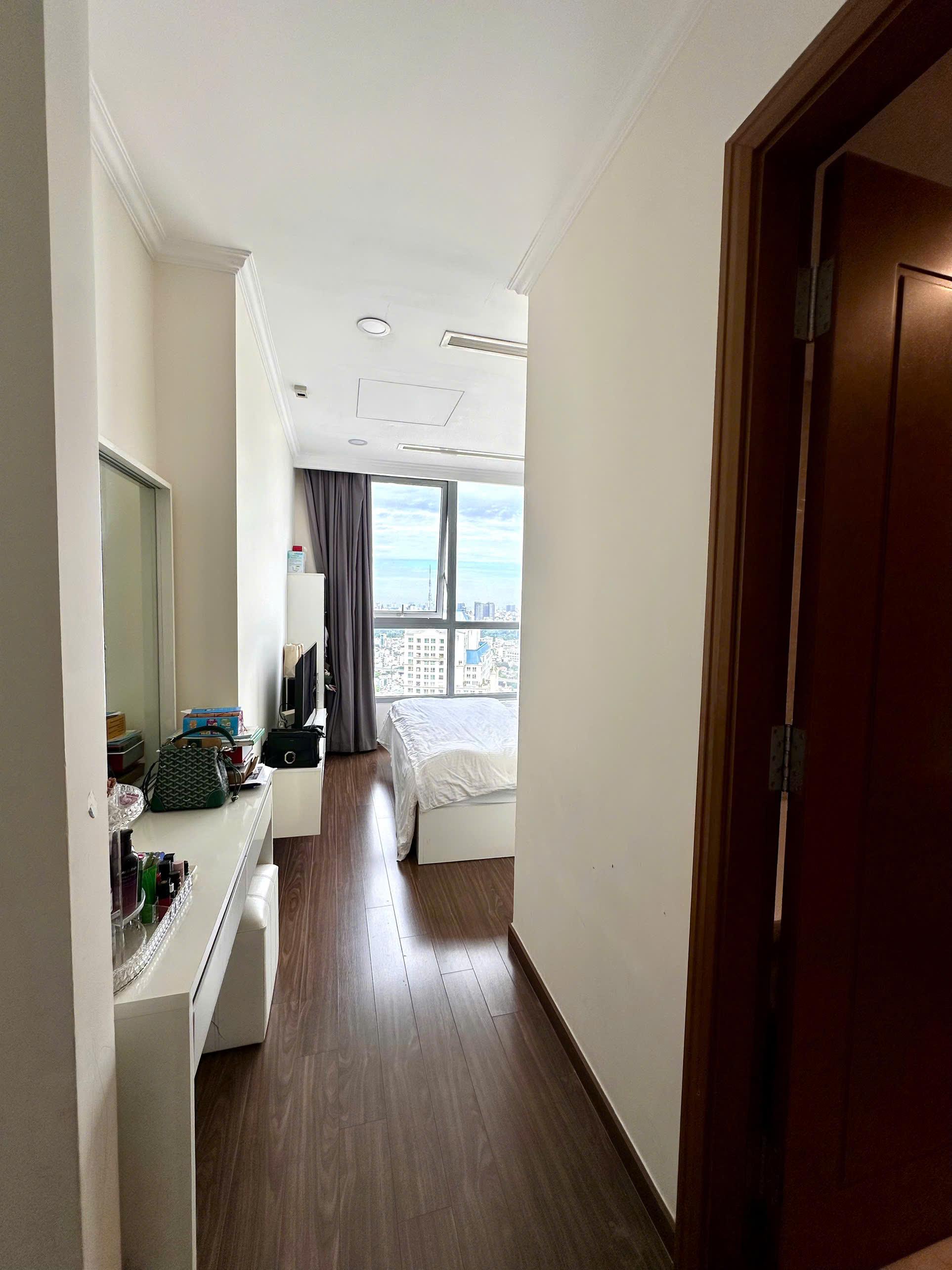 Vinhomes Central Park - 2 Bedrooms