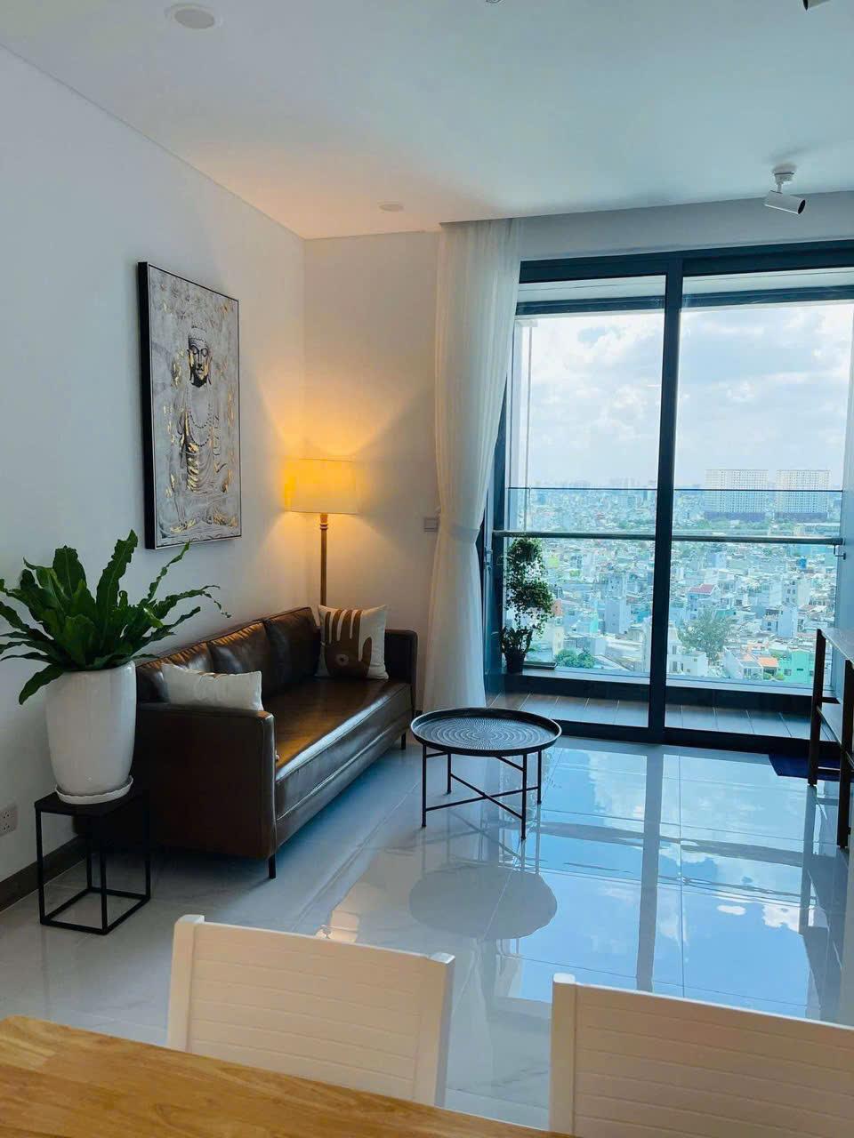 Sunwah Pearl - 1-bedroom apartment with city view