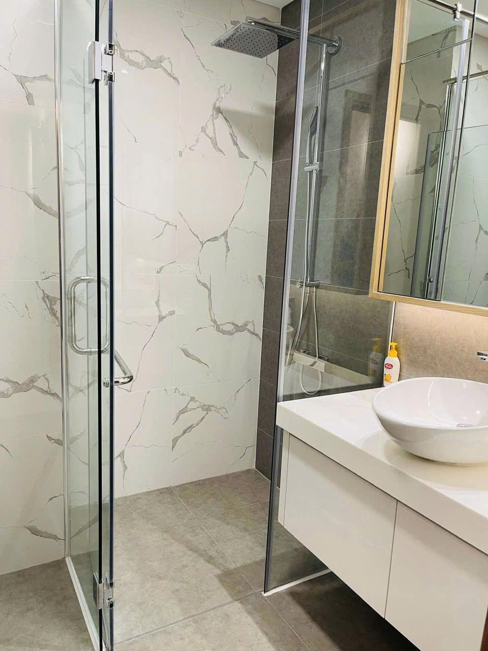 Sunwah Pearl - 1-bedroom apartment with city view