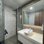 Sunwah Pearl - 1-bedroom apartment with city view
