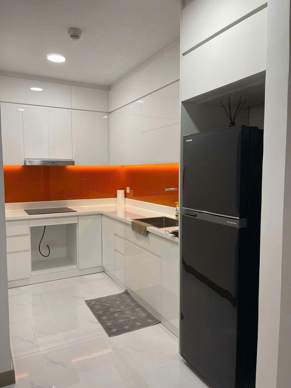 Sunwah Pearl - 1-bedroom apartment with city view