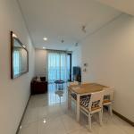 Sunwah Pearl - 1-bedroom apartment with city view